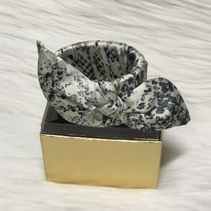 NWT!! Chico’s Boxed Snake Print Scarf Bracelet